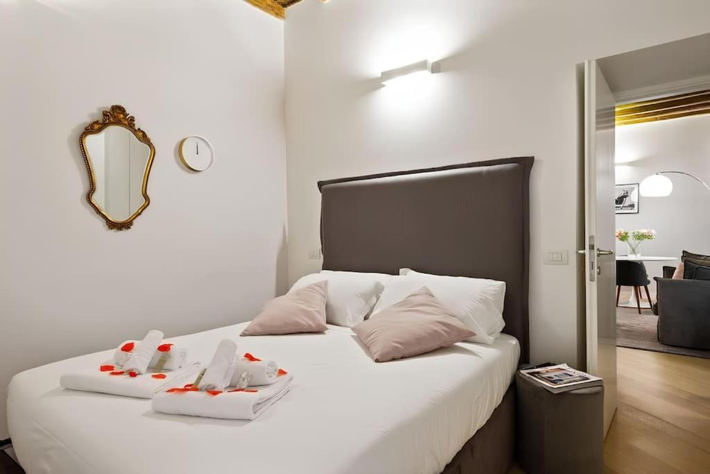 רומא Hostme Piazza Navona Apartament מראה חיצוני תמונה