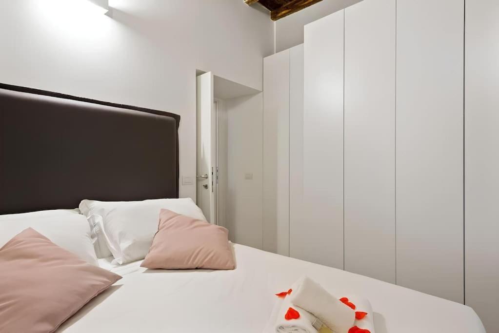 רומא Hostme Piazza Navona Apartament מראה חיצוני תמונה